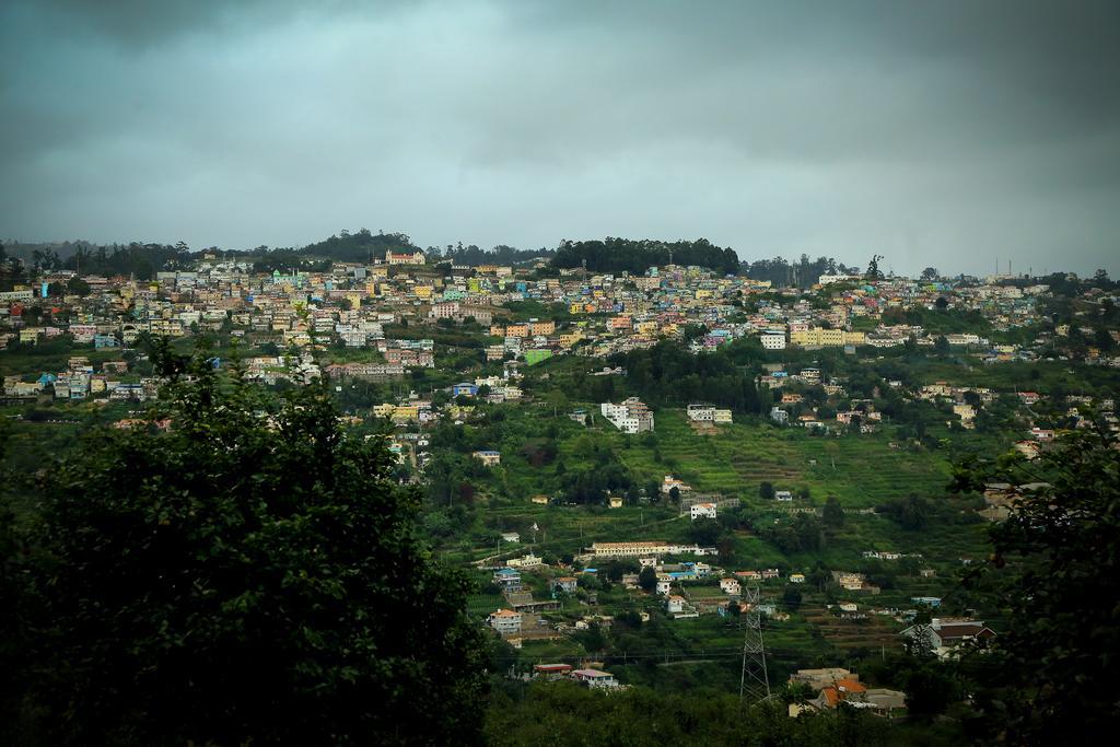 Вилла The Pear County Кодайканал Экстерьер фото